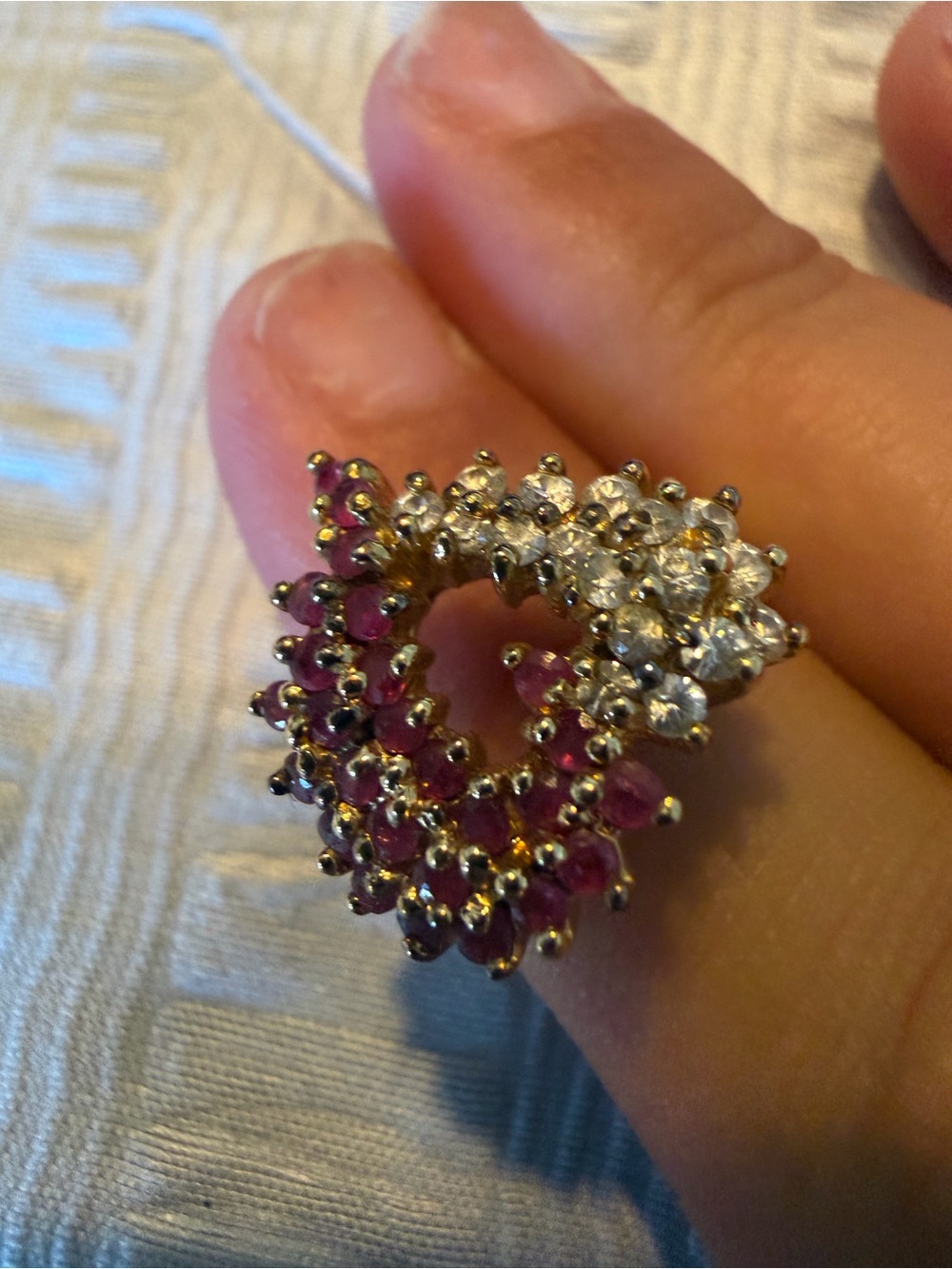 Elegant Gold-Tone Pink and Clear Cluster Ring 925